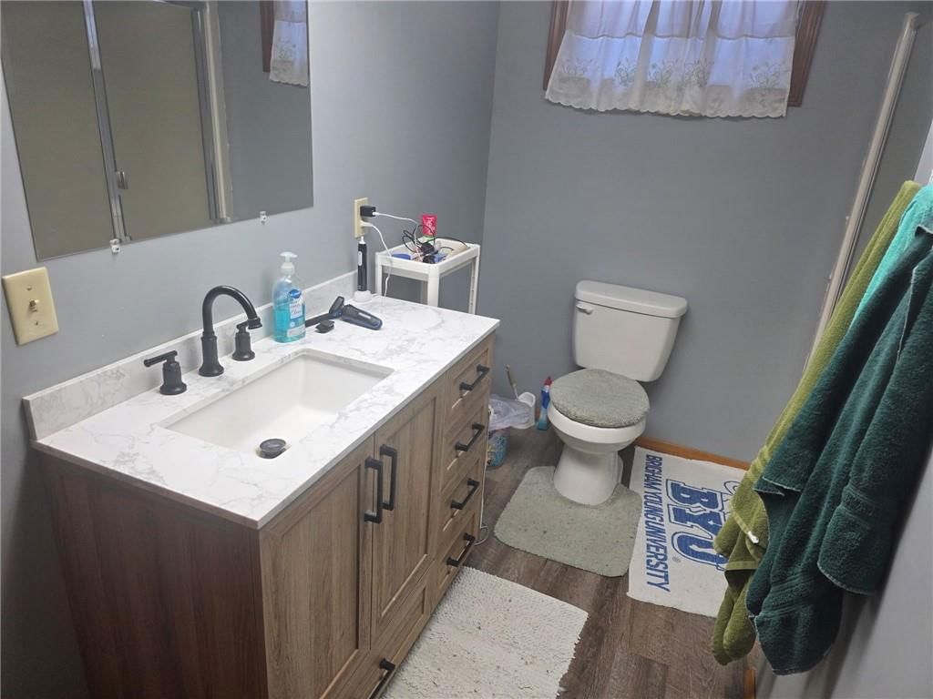 301 Walnut Street — photo 25
