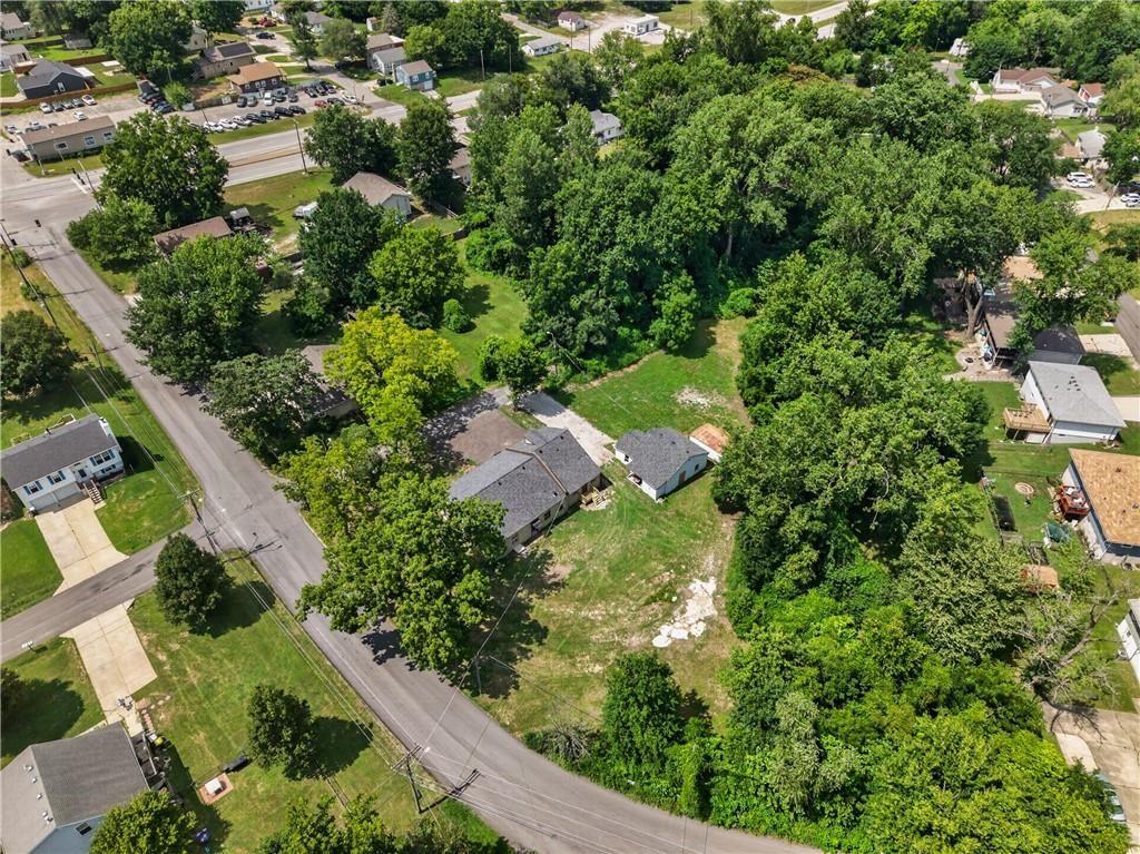 5851 Barnes Avenue — photo 4