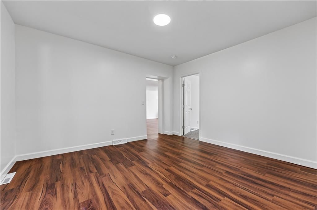 5851 Barnes Avenue — photo 25