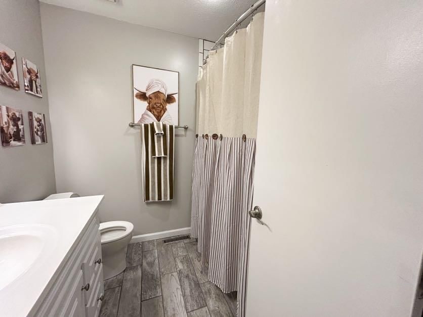 6619 NW Sioux Drive — photo 10
