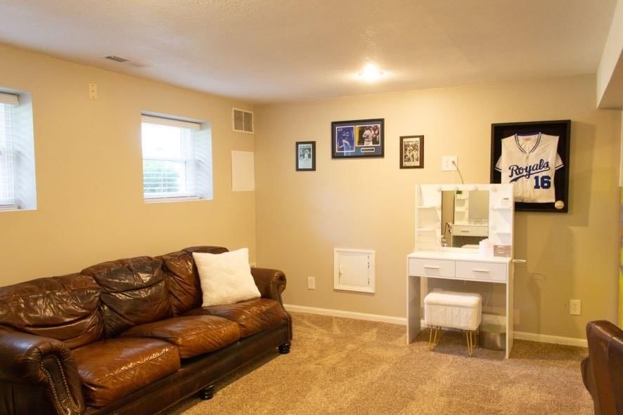 6619 NW Sioux Drive — photo 21