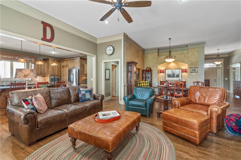 15908 Kessler Street — photo 16