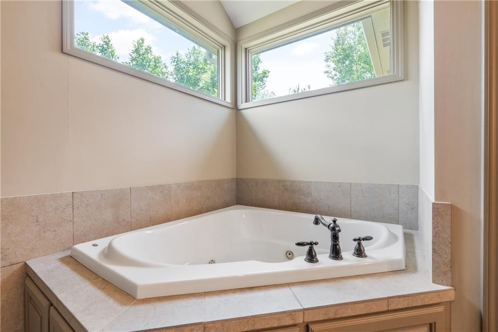 15908 Kessler Street — photo 38