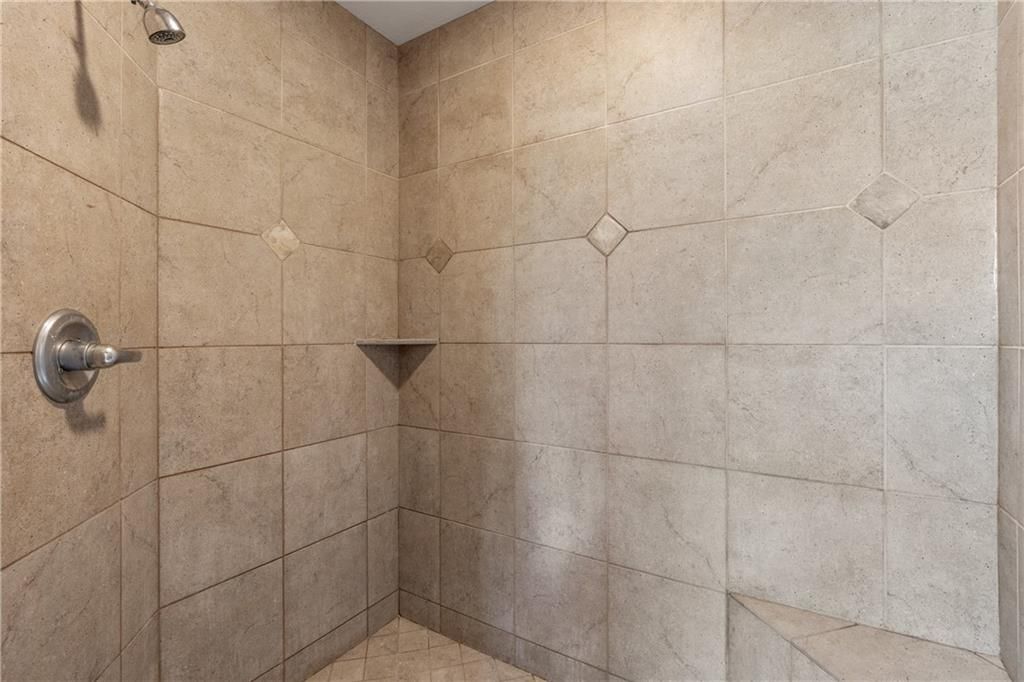 15908 Kessler Street — photo 39