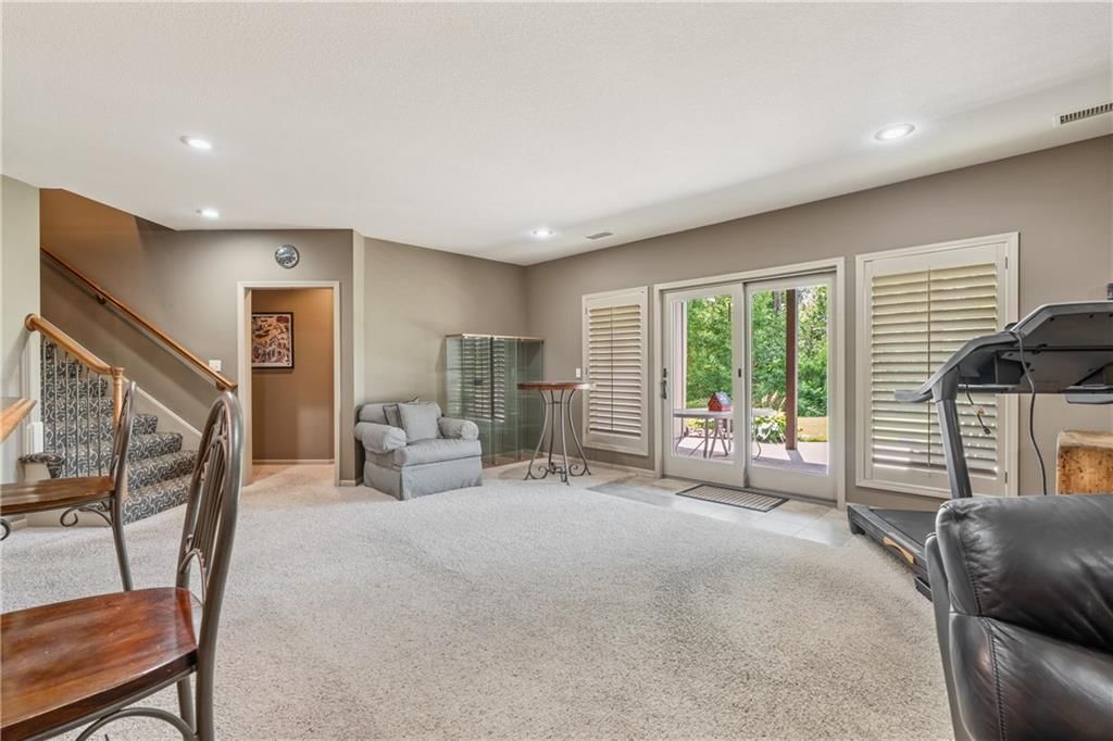 15908 Kessler Street — photo 48