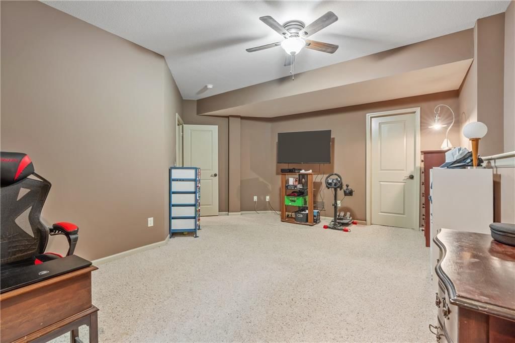 15908 Kessler Street — photo 52