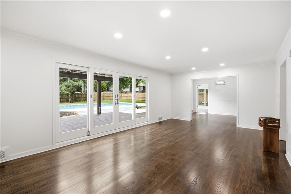 1263 W 67th Terrace — photo 10