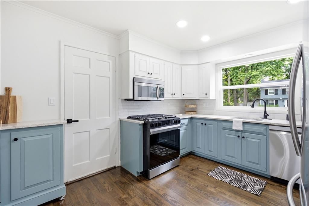 1263 W 67th Terrace — photo 16