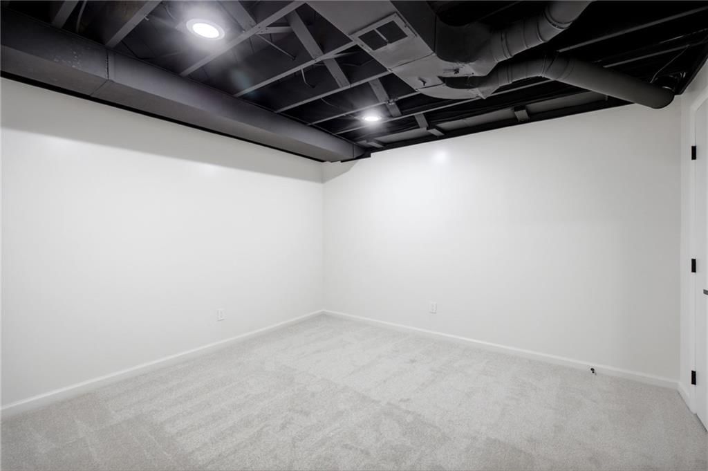1263 W 67th Terrace — photo 39