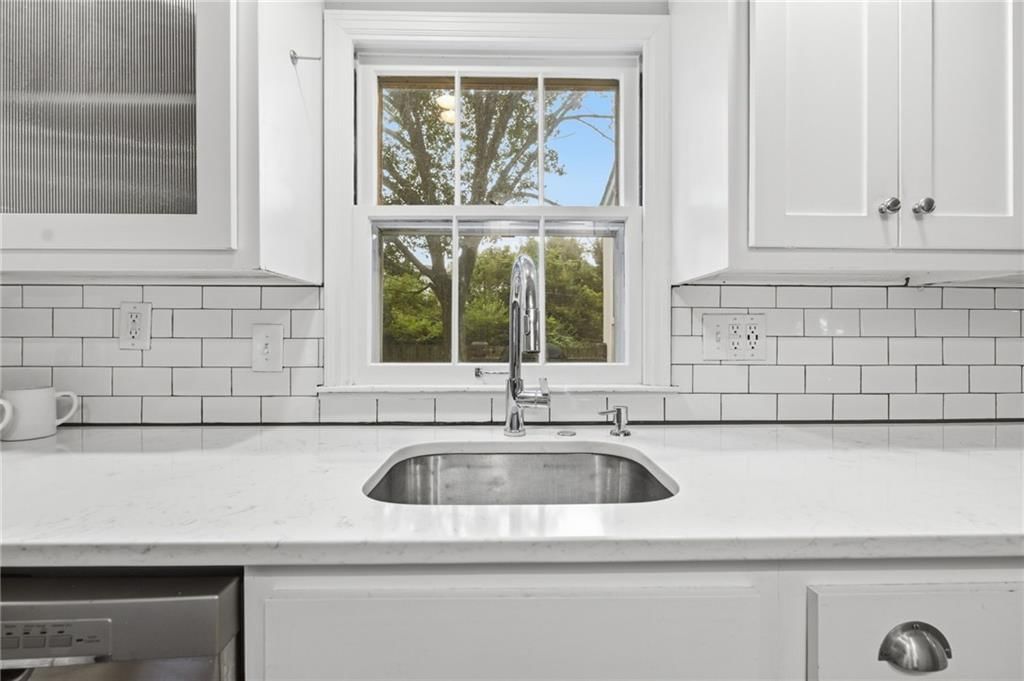 3705 W 71st Street — photo 13