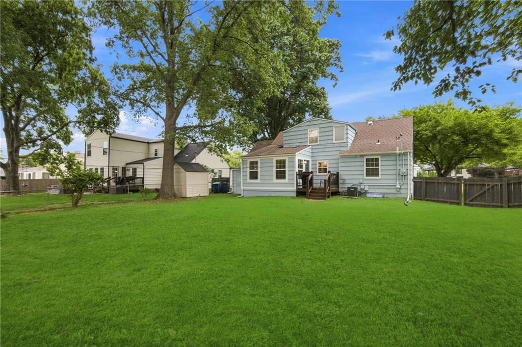 3705 W 71st Street — photo 32