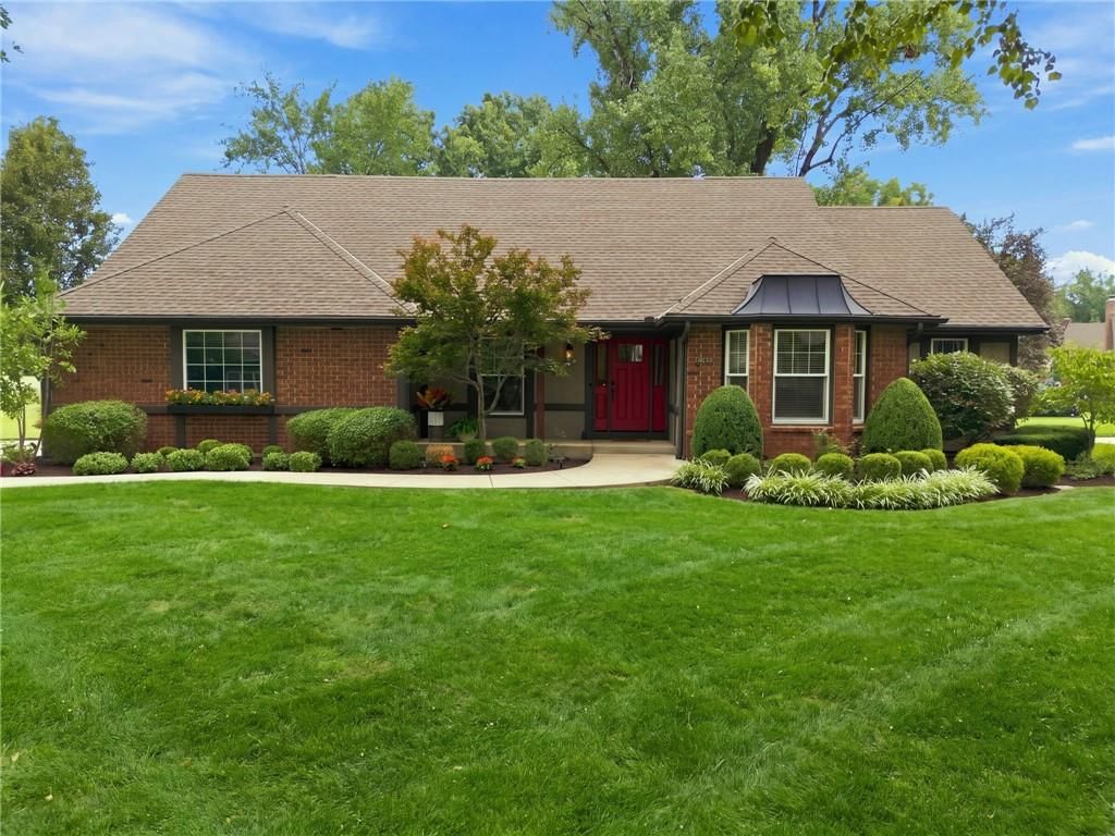 12855 Sagamore Road, Leawood, KS