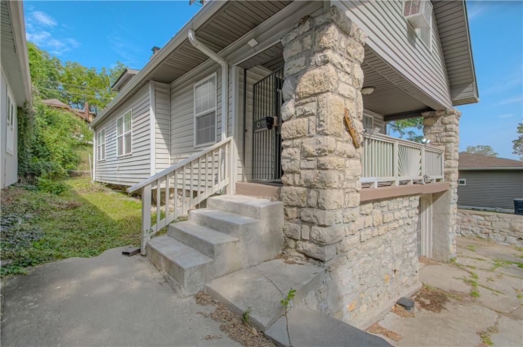 4910 Paseo Boulevard — photo 2