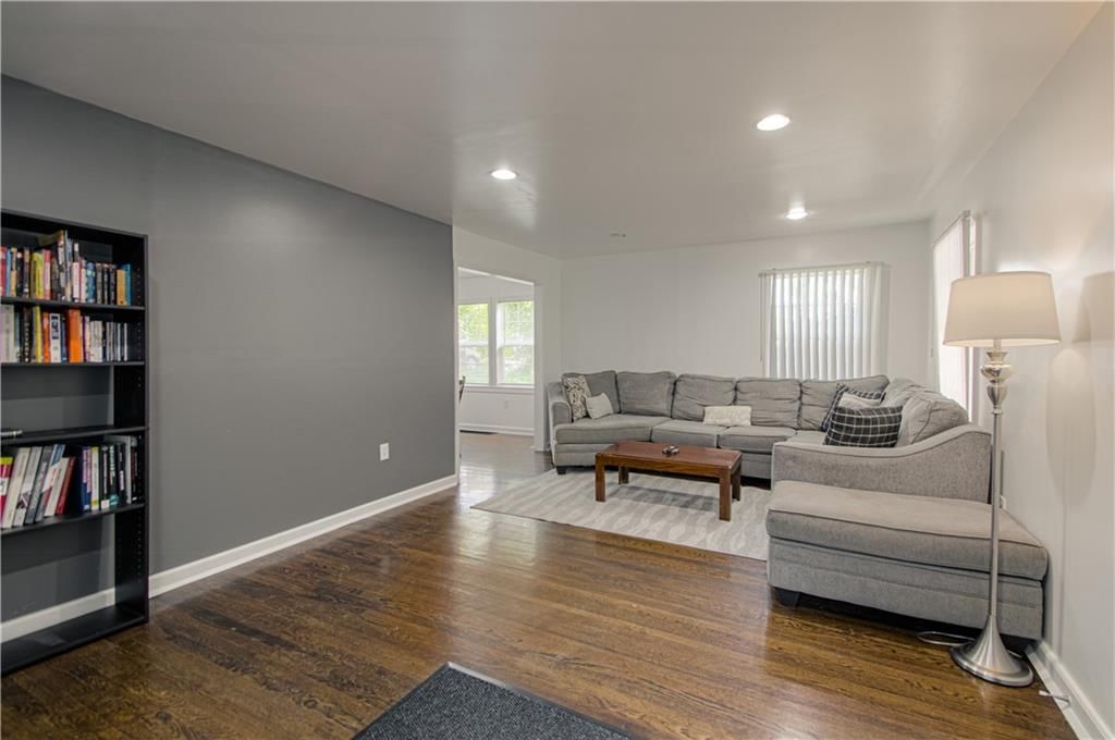 4910 Paseo Boulevard — photo 4