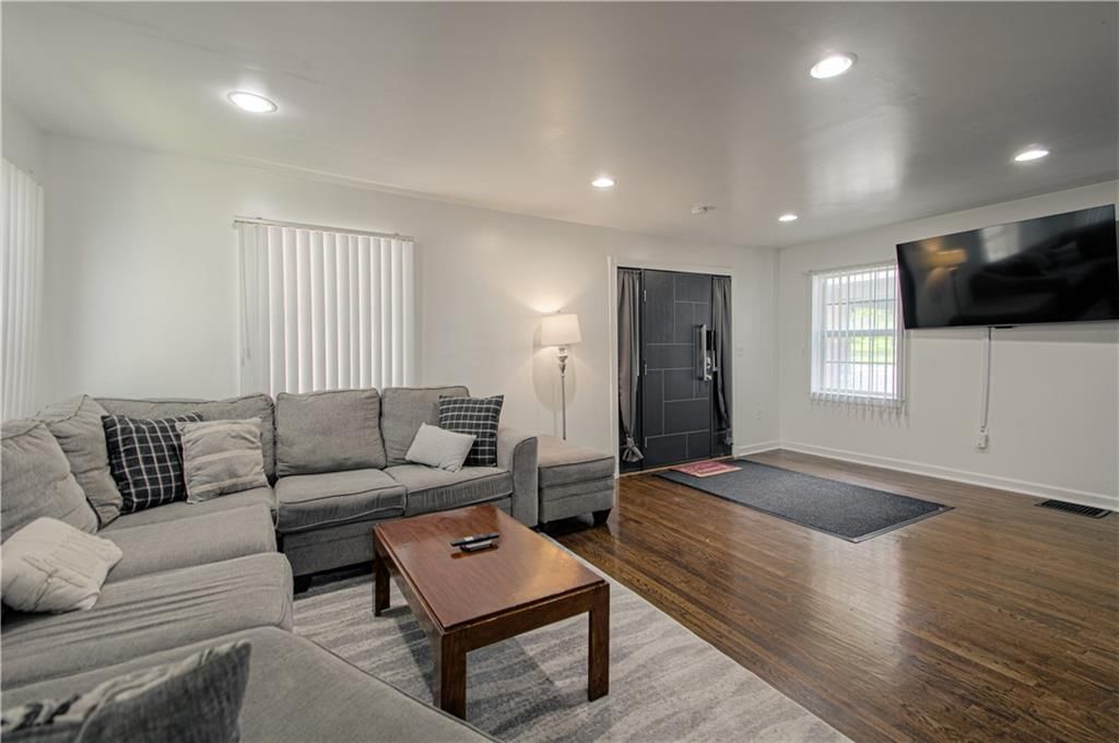 4910 Paseo Boulevard — photo 6