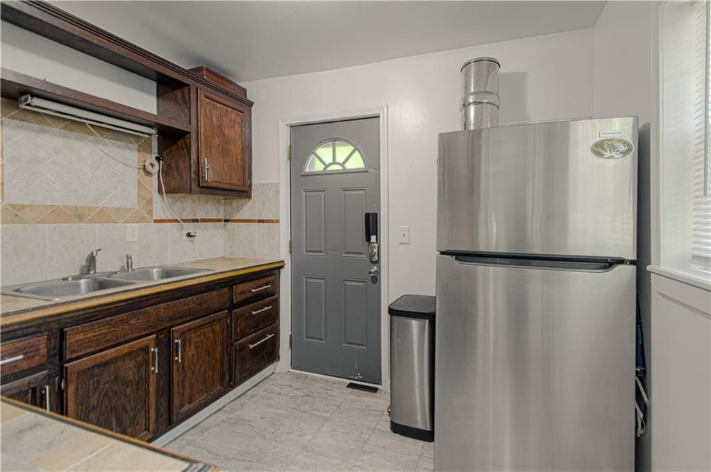 4910 Paseo Boulevard — photo 10