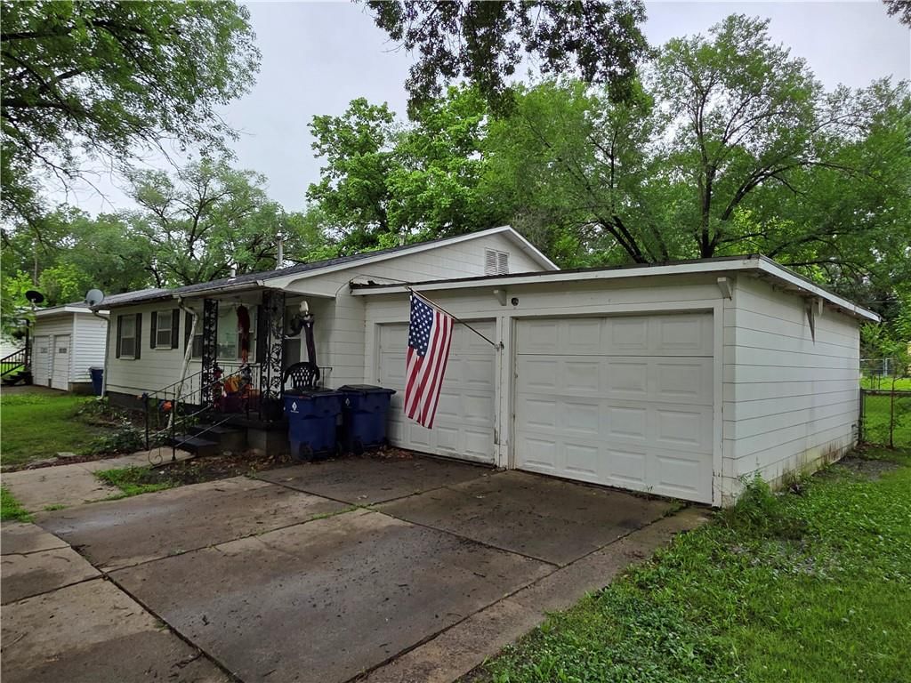 304 Warwick Road — photo 33
