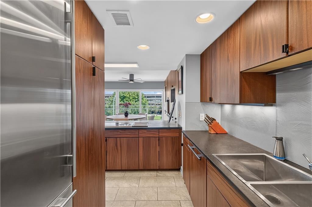 4740 Roanoke Parkway — photo 13