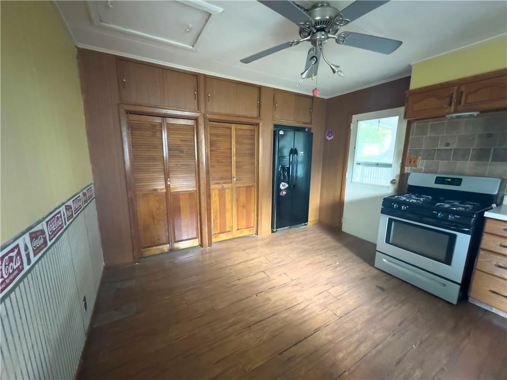 2205 Maple Street — photo 8