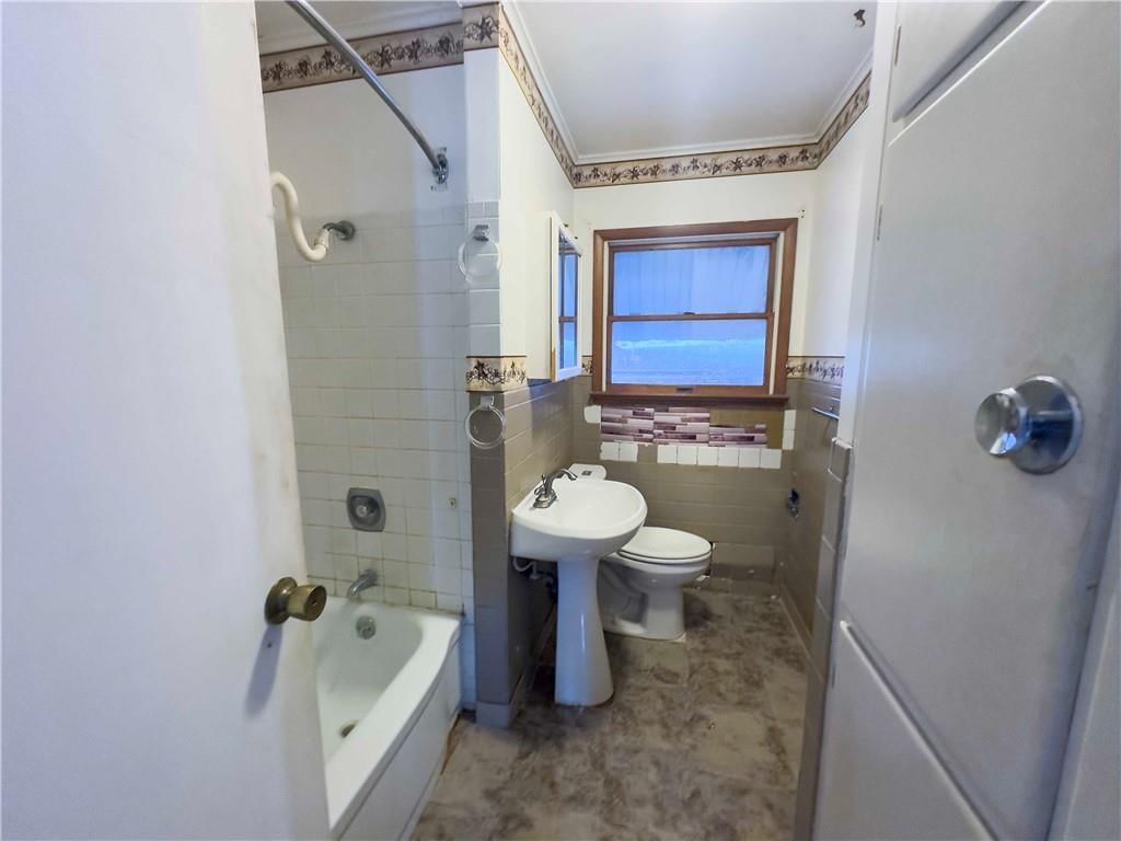 2205 Maple Street — photo 10
