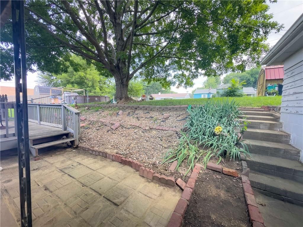 2205 Maple Street — photo 15