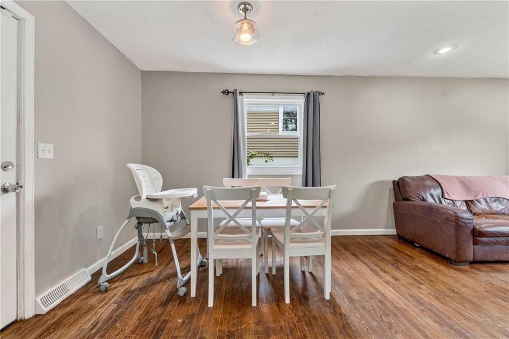 4925 N Smalley Avenue — photo 10