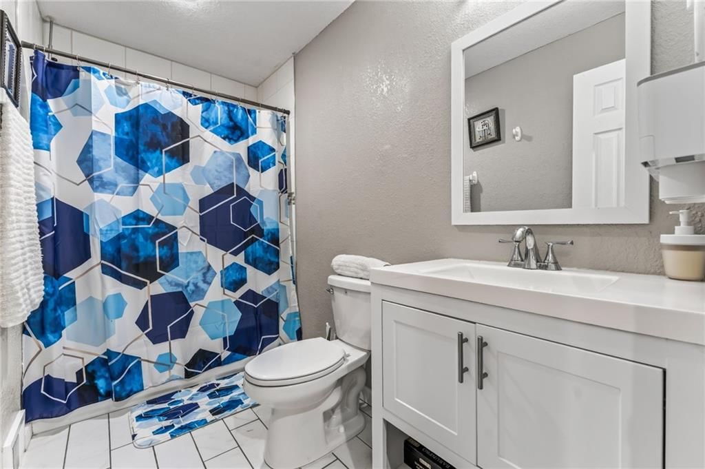 4925 N Smalley Avenue — photo 15