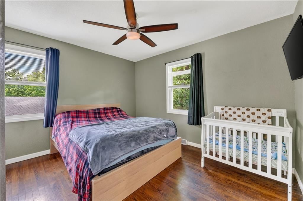 4925 N Smalley Avenue — photo 16