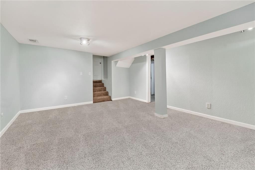 4925 N Smalley Avenue — photo 24