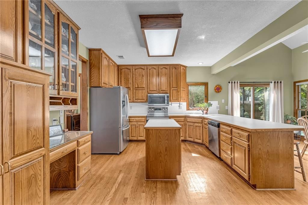 18735 W 116th Street — photo 15