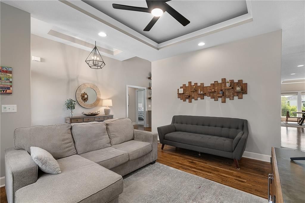 7715 N Wallace Avenue — photo 8