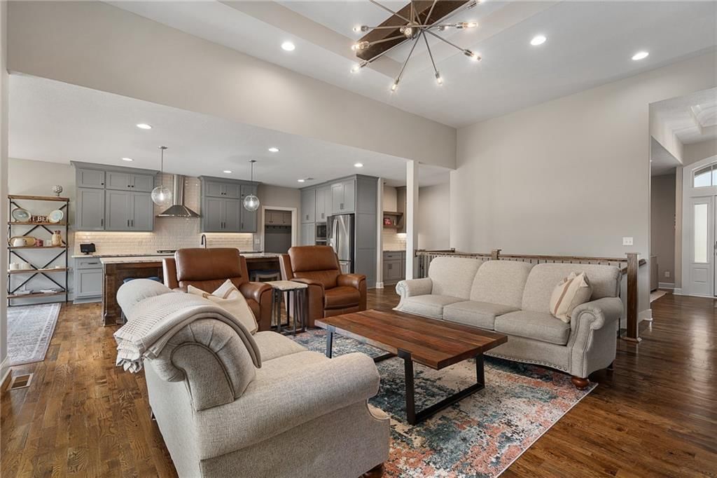 7715 N Wallace Avenue — photo 12