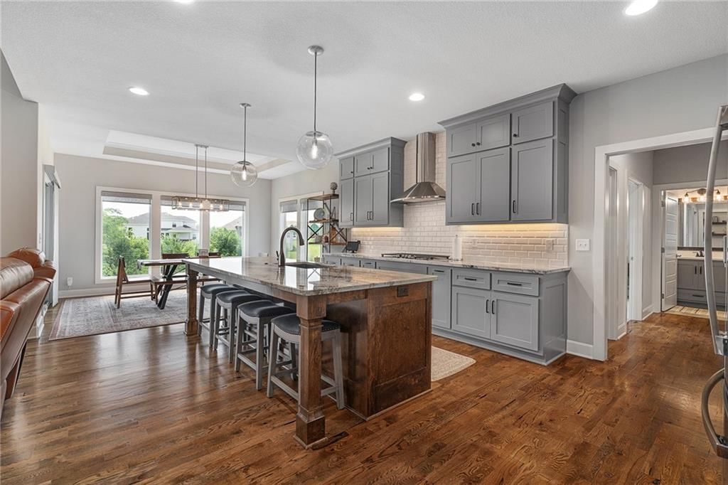 7715 N Wallace Avenue — photo 15