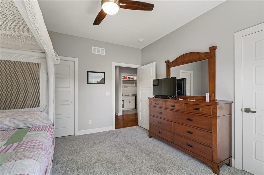 7715 N Wallace Avenue — photo 32