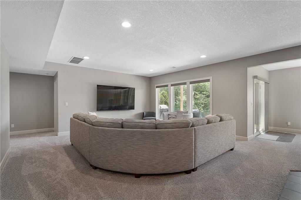 7715 N Wallace Avenue — photo 36