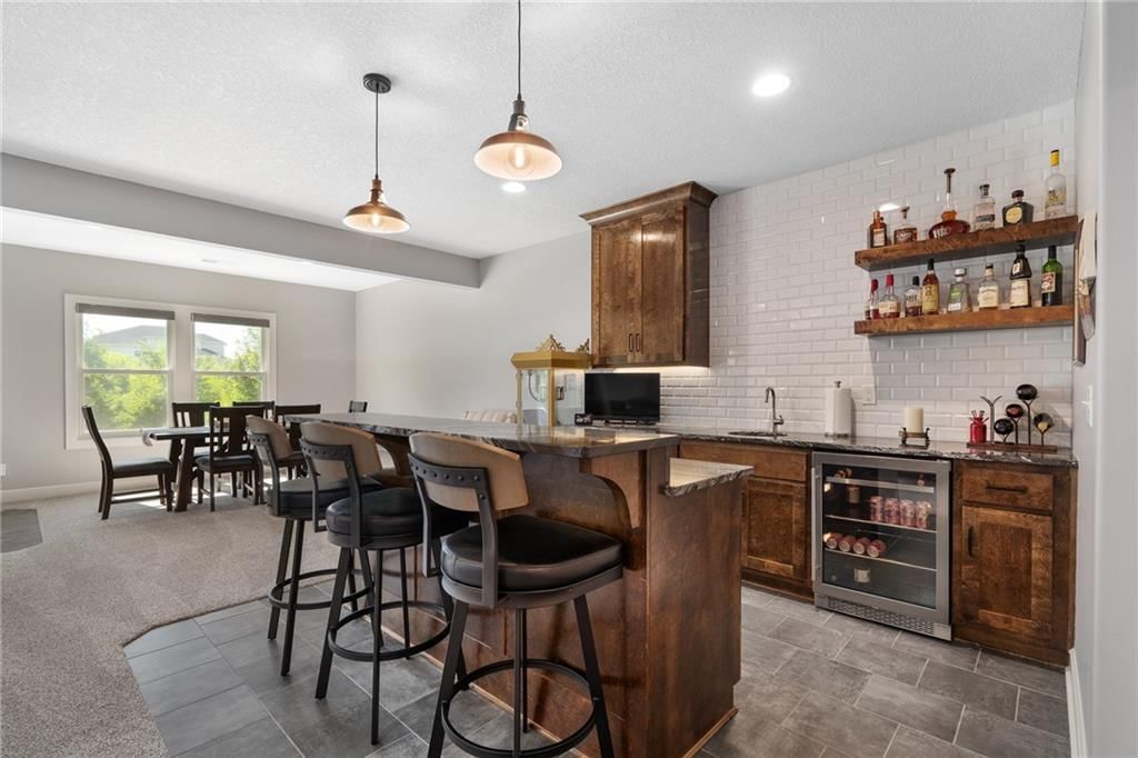 7715 N Wallace Avenue — photo 39