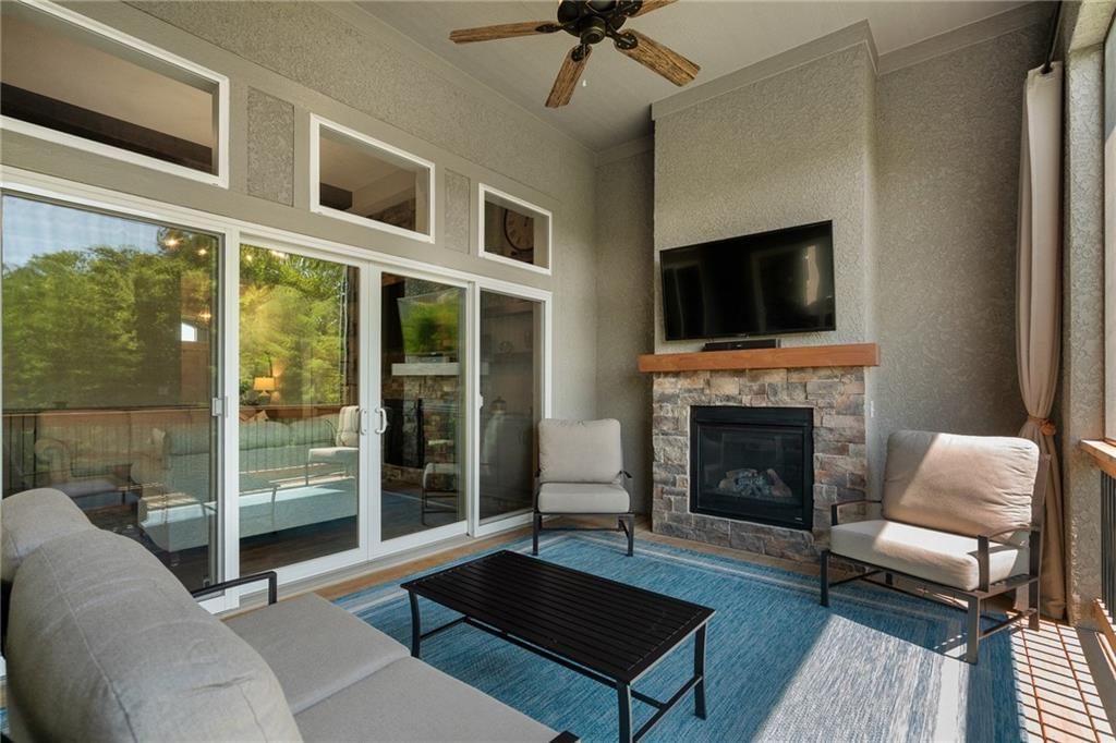 7715 N Wallace Avenue — photo 56