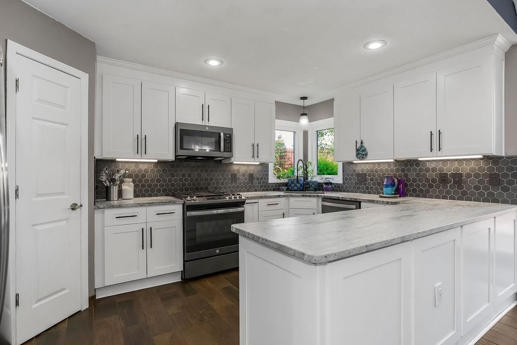 1120 NW 73rd Terrace — photo 9