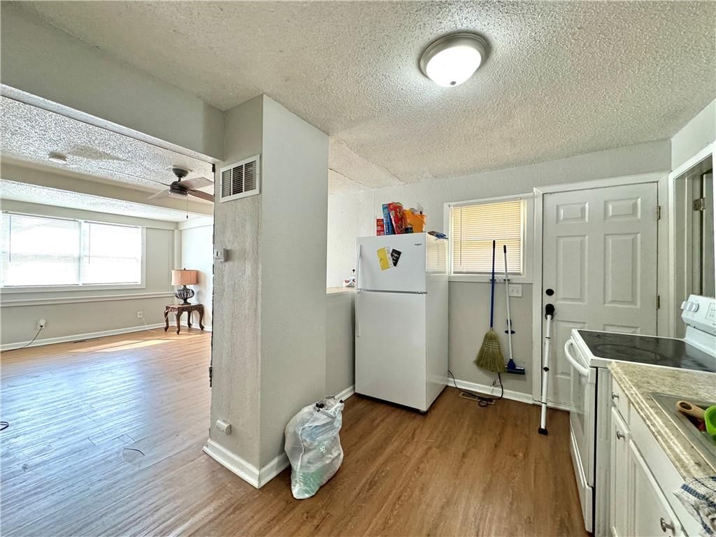 4435 Norton Avenue — photo 6