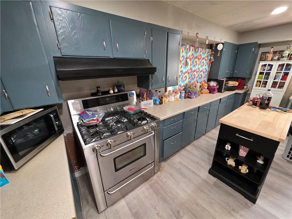 222 S Burns Street — photo 8