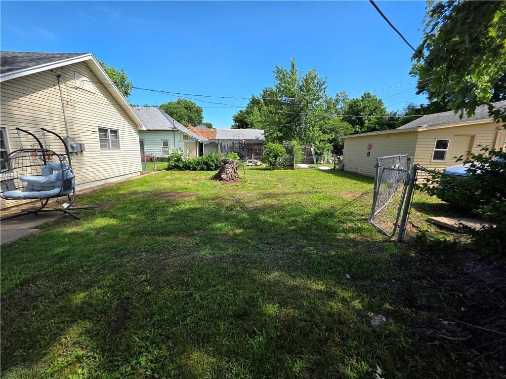 222 S Burns Street — photo 29
