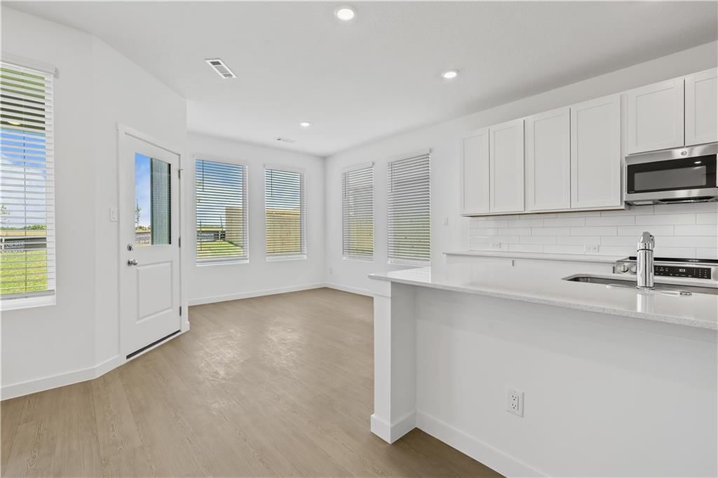 22580 W 214th Terrace — photo 8