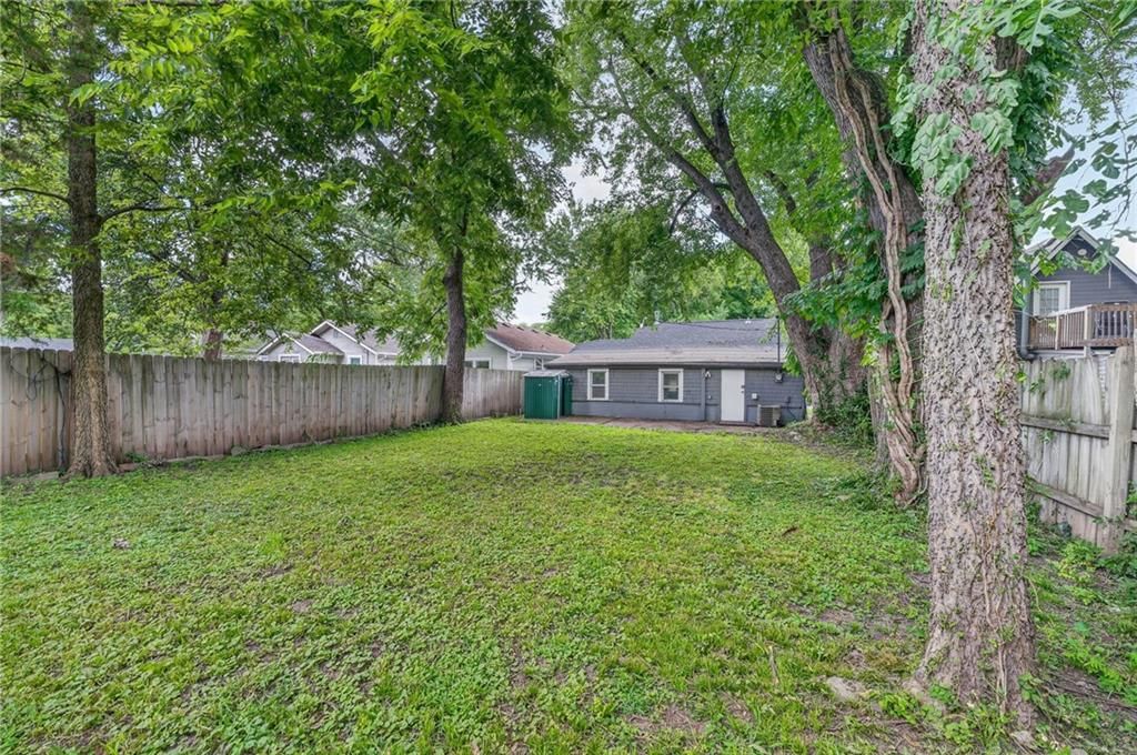 7637 JEFFERSON Street — photo 22
