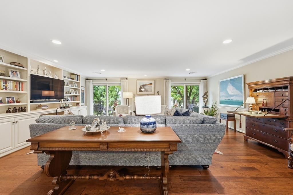 7223 Mission Road — photo 3