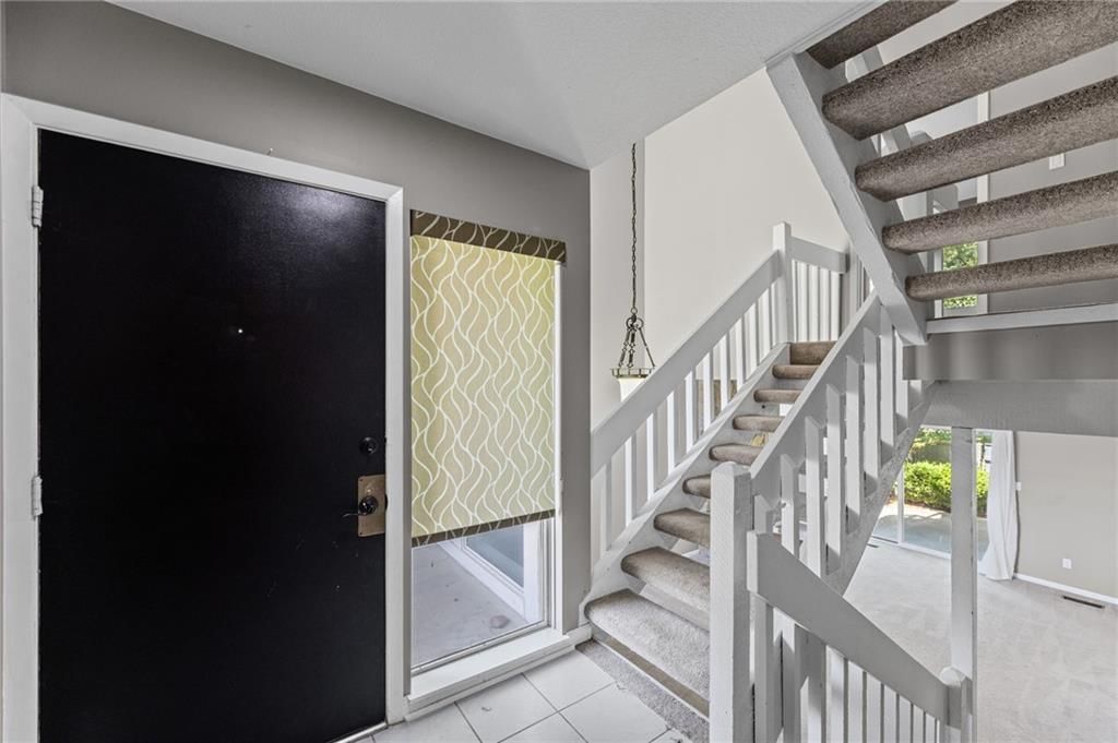 8058 Colony Lane — photo 4