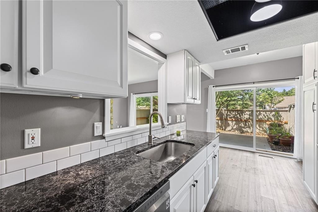 8058 Colony Lane — photo 16