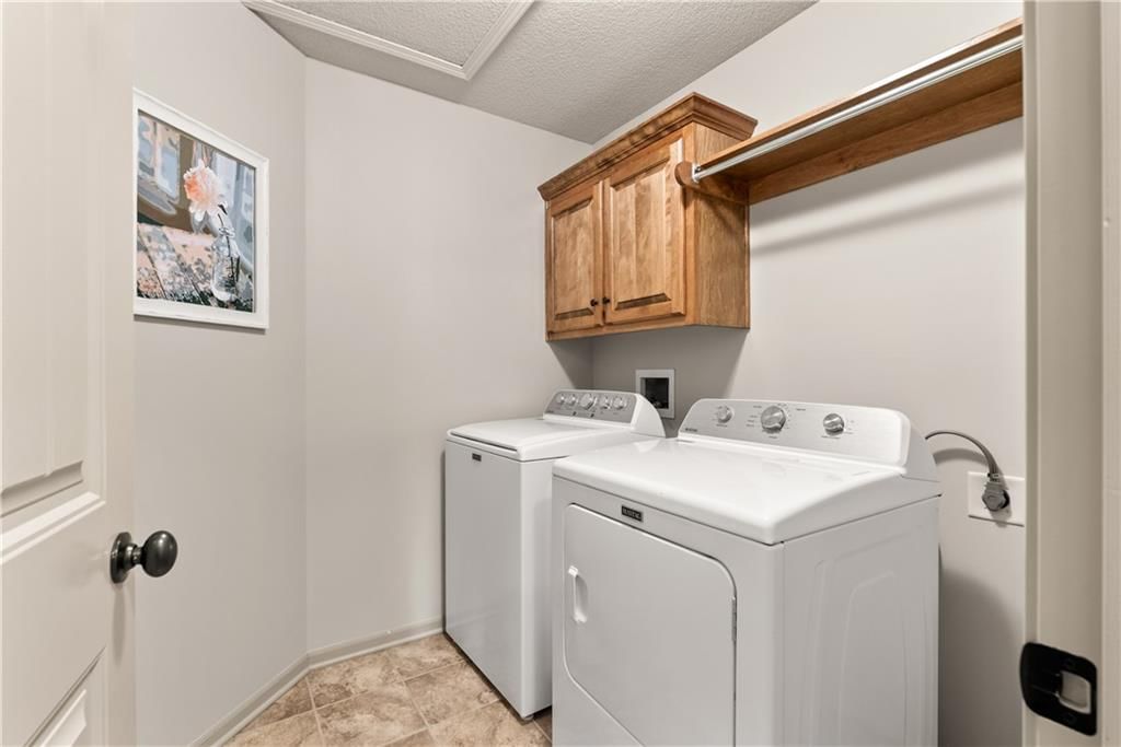 1824 NE Woodview Lane — photo 10