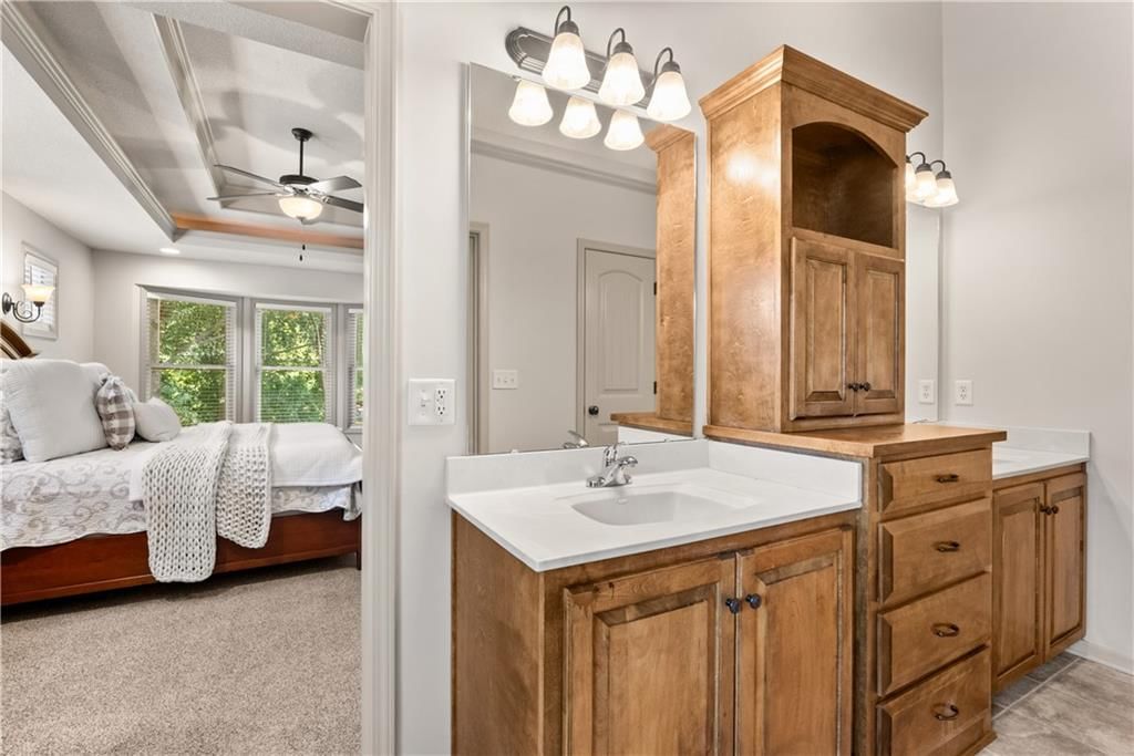 1824 NE Woodview Lane — photo 13