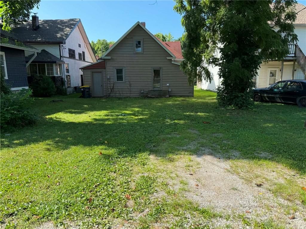 528 Park Avenue — photo 24