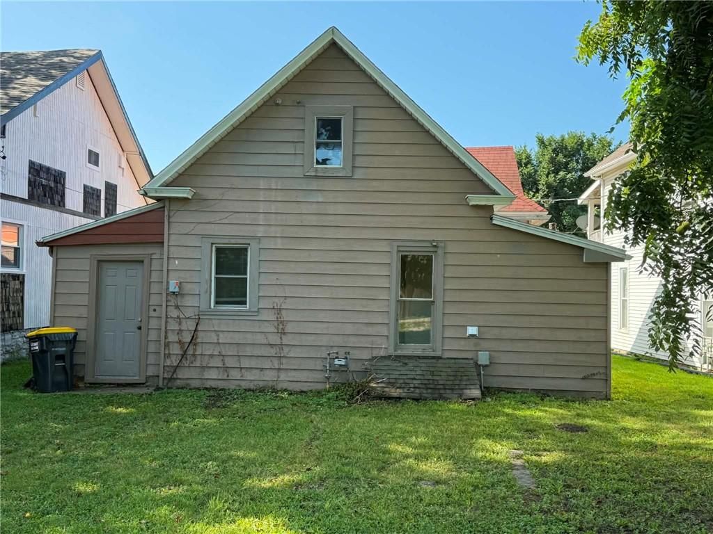528 Park Avenue — photo 25